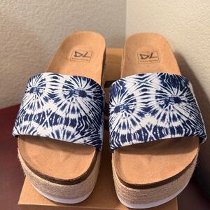 Dirty Laundry Blue Tie-Dye Slide Sandals